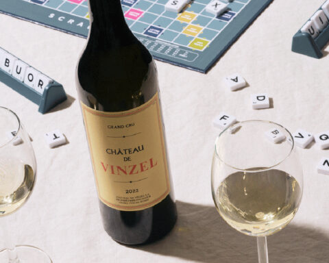 Bouteille de vin blanc du Château de Vinzel